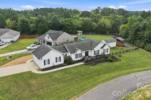 708 Paint Cir, Oakboro, NC 28129 - Photo 46