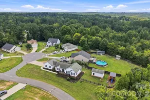 708 Paint Cir, Oakboro, NC 28129 - Photo 44