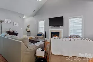 13502 Glencreek Ln, Huntersville, NC 28078 - Photo 6