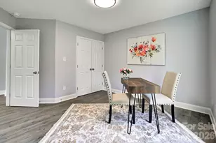 201 Sandymead Rd, Matthews, NC 28105 - Photo 18