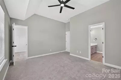 634 Longacre Drive, Charlotte, NC 28214 - Photo 18