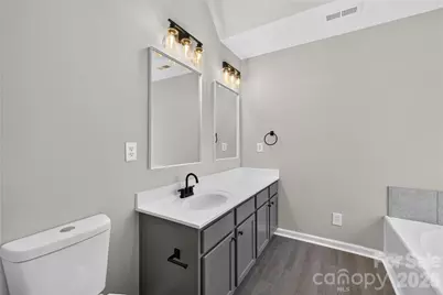 634 Longacre Drive, Charlotte, NC 28214 - Photo 20