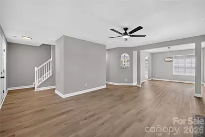 634 Longacre Drive, Charlotte, NC 28214 - Photo 4