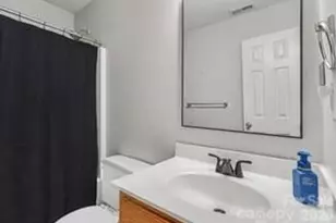 5616 Linda Vista Ln, Charlotte, NC 28216 - Photo 22