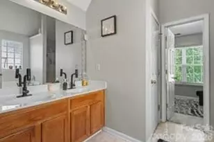 5616 Linda Vista Ln, Charlotte, NC 28216 - Photo 16