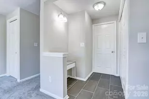 9604 Vinca Cir, Charlotte, NC 28213 - Photo 10