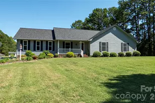 187 Sunfish Dr, Mooresville, NC 28117 - Photo 36
