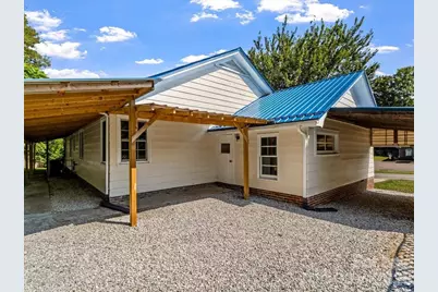 422 Altapass Highway, Spruce Pine, NC 28777 - Photo 4