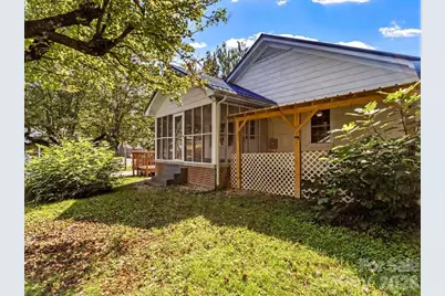 422 Altapass Highway, Spruce Pine, NC 28777 - Photo 6