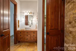 18 Woodlink Rd, Asheville, NC 28801 - Photo 22