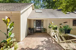 27 Timberidge Dr, Lake Wylie, SC 29710 - Photo 2