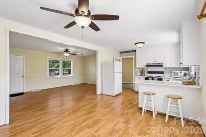 5111 Hawthorne Lane, Shelby, NC 28152 - Photo 8
