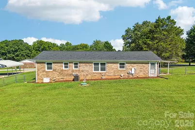 5111 Hawthorne Lane, Shelby, NC 28152 - Photo 22