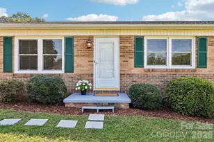 5111 Hawthorne Ln, Shelby, NC 28152 - Photo 4