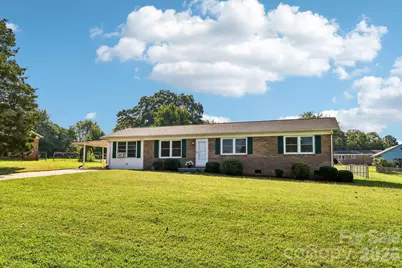 5111 Hawthorne Lane, Shelby, NC 28152 - Photo 2