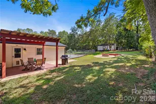 3601 Chapelwood Dr, Gastonia, NC 28052 - Photo 32