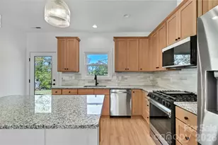 63 First St, Asheville, NC 28803 - Photo 16