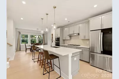 622 E Woodlawn Road, Charlotte, NC 28209 - Photo 8