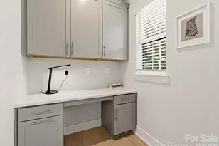 622 E Woodlawn Rd, Charlotte, NC 28209 - Photo 12