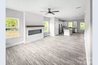 420 Killian Avenue, Mount Holly, NC 28120 - Photo 6