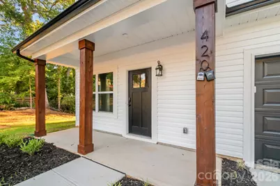 420 Killian Avenue, Mount Holly, NC 28120 - Photo 2
