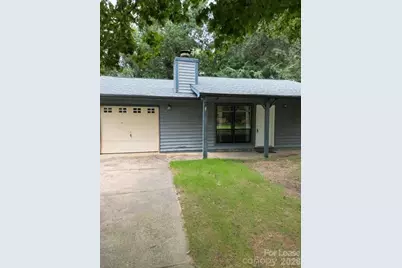 6702 W Woodthrush Drive, Charlotte, NC 28227 - Photo 2