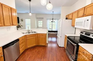 2002 Hemby Commons Pkwy, Indian Trail, NC 28079 - Photo 10
