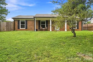 3601 Fagan Way, Charlotte, NC 28216 - Photo 2