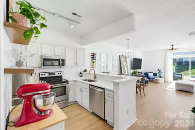 310 Ross Moore Avenue, Charlotte, NC 28205 - Photo 14