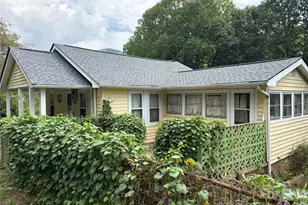408 McCoy Cove Rd, Black Mountain, NC 28711 - Photo 2