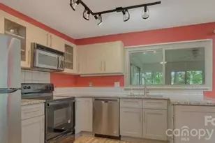 7312 Barcliff Dr, Charlotte, NC 28212 - Photo 4