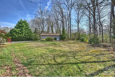 9436 Glen Brook Drive, Charlotte, NC 28215 - Photo 26