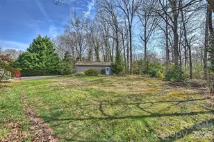 9436 Glen Brook Dr, Charlotte, NC 28215 - Photo 26