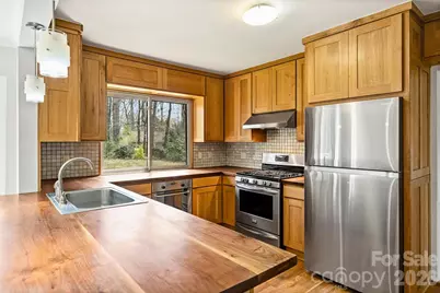 9436 Glen Brook Drive, Charlotte, NC 28215 - Photo 1