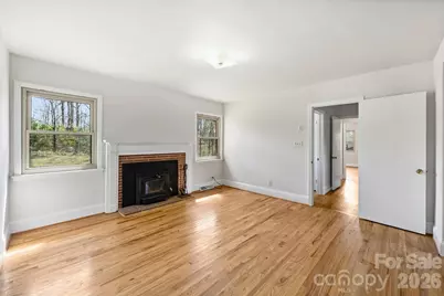 9436 Glen Brook Drive, Charlotte, NC 28215 - Photo 8