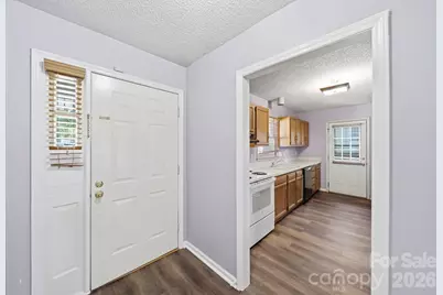 4301 Claybury Court, Charlotte, NC 28227 - Photo 6