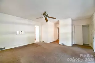 4547 Woodlark Ln, Charlotte, NC 28211 - Photo 10