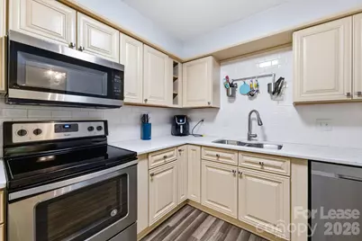 1051 Churchill Downs Court #E, Charlotte, NC 28211 - Photo 12