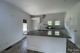 308 Oakland Ave, Belmont, NC 28012 - Photo 4