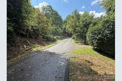 10 Lewis Lane #10, Maggie Valley, NC 28751 - Photo 4