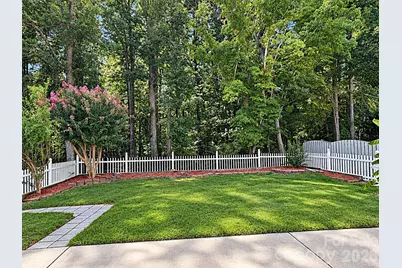 2234 Savannah Hills Drive, Charlotte, NC 28105 - Photo 4
