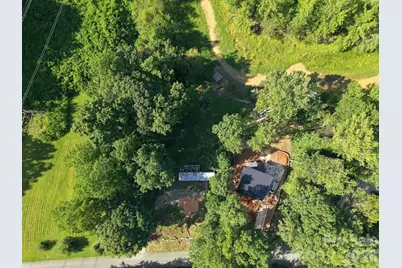 6680 Emerald Isle Drive, Sherrills Ford, NC 28673 - Photo 2