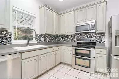 10978 Princeton Village Drive, Charlotte, NC 28277 - Photo 6