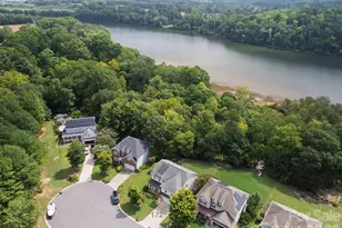 172 Tom Sawyer Ln, Mount Holly, NC 28120 - Photo 4