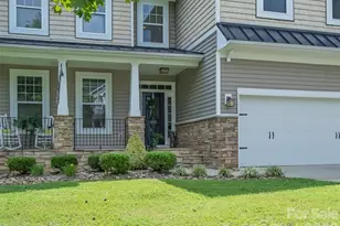 172 Tom Sawyer Ln, Mount Holly, NC 28120 - Photo 2