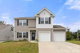 10304 Holly Park Dr, Charlotte, NC 28214 - Photo 1
