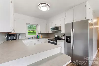 3333 Eastwood Avenue, Morganton, NC 28655 - Photo 10