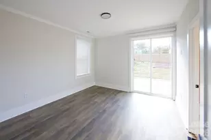 1300 E 10th St, Charlotte, NC 28204 - Photo 8