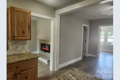 8 N Summit Avenue, Granite Falls, NC 28630 - Photo 18