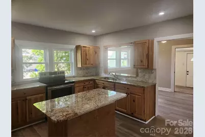 8 N Summit Avenue, Granite Falls, NC 28630 - Photo 14